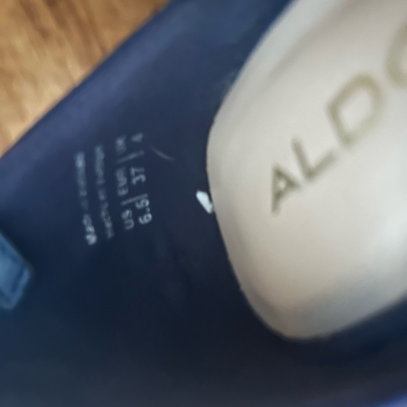 ALDO “Faith” strappy heel - Leather. - Picture 3 of 3